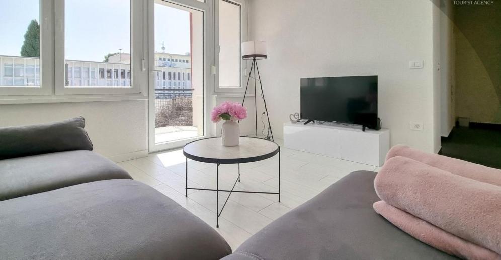 Bella Apartment ウマグ エクステリア 写真