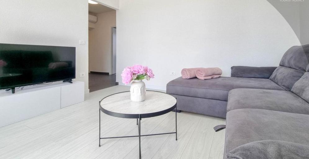 Bella Apartment ウマグ エクステリア 写真